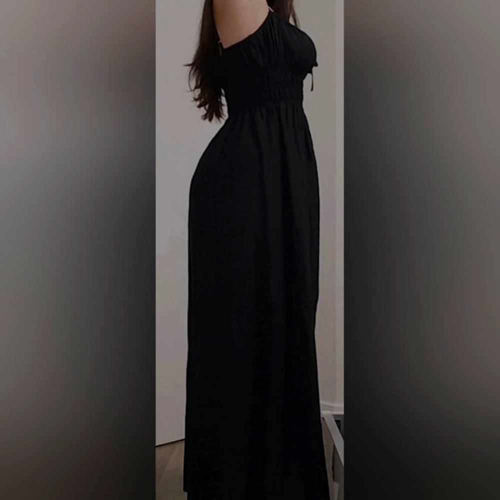 casual black dress